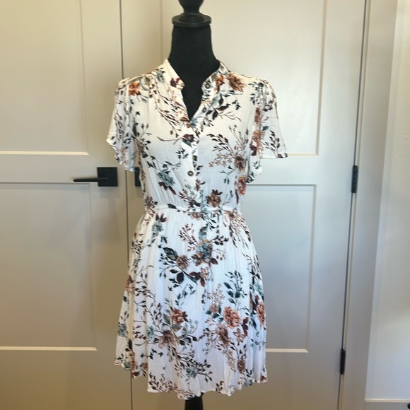 Paper Crane Dresses & Skirts - 🌟 Paper Cranes Floral All Seasons Dress
